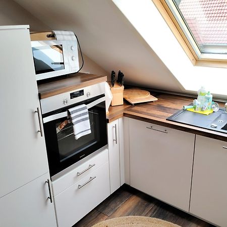 Ferienwohnung Am Waldesrand - Garten, Terrasse, Grill, Luftkuehler, Massagesessel, Kinderspielecke, Spielekonsole Chociebuż Zewnętrze zdjęcie