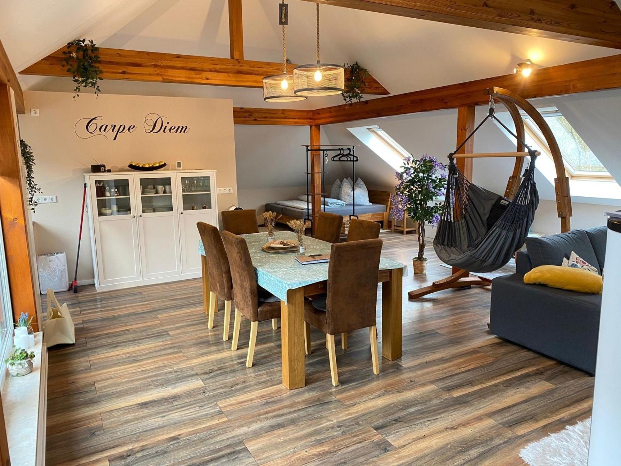 Ferienwohnung Am Waldesrand - Garten, Terrasse, Grill, Luftkuehler, Massagesessel, Kinderspielecke, Spielekonsole Chociebuż Zewnętrze zdjęcie